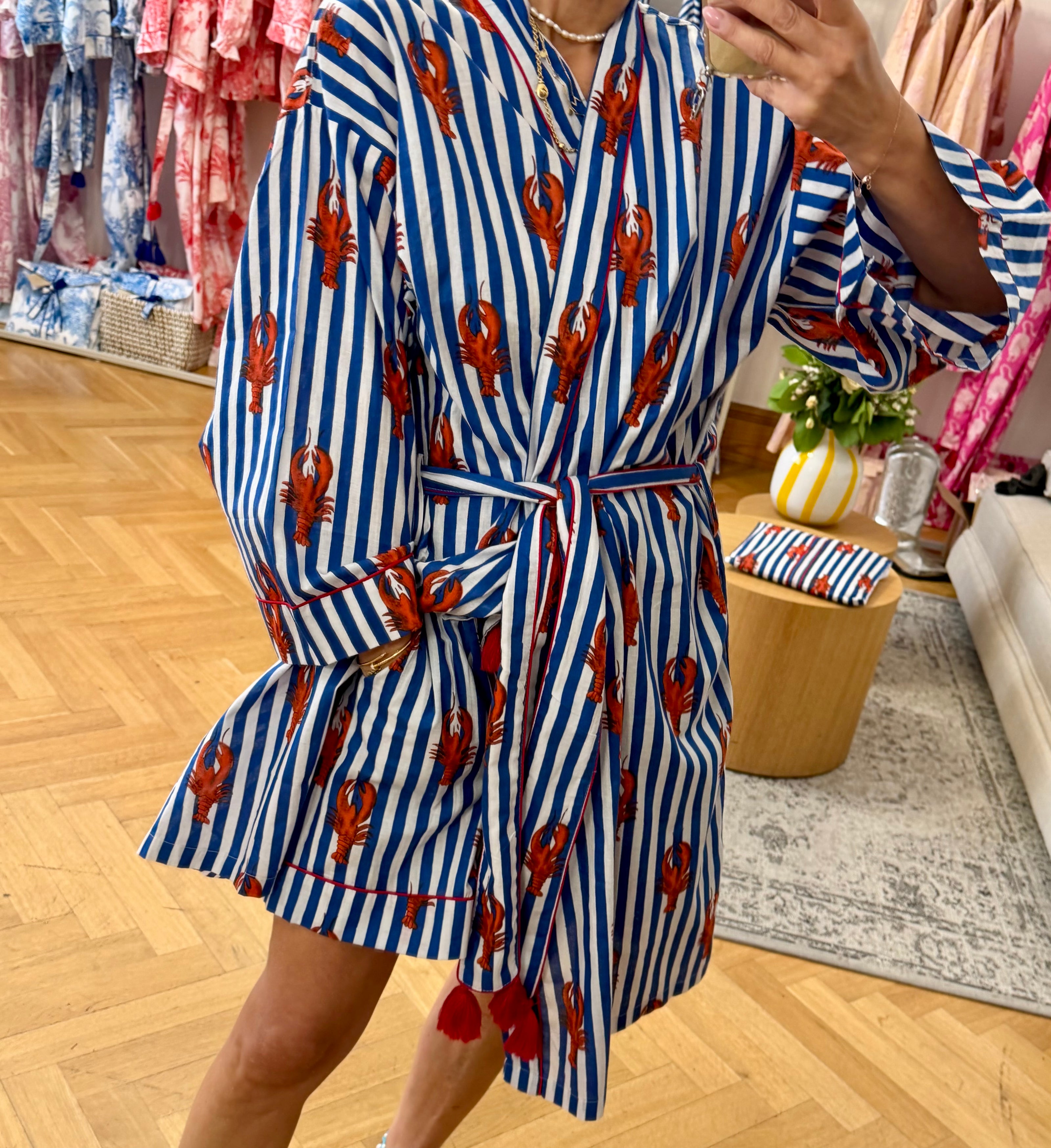 KIMONO KRÁTKÉ HUMR PRUHOVANÝ SVĚTLE MODRÝ