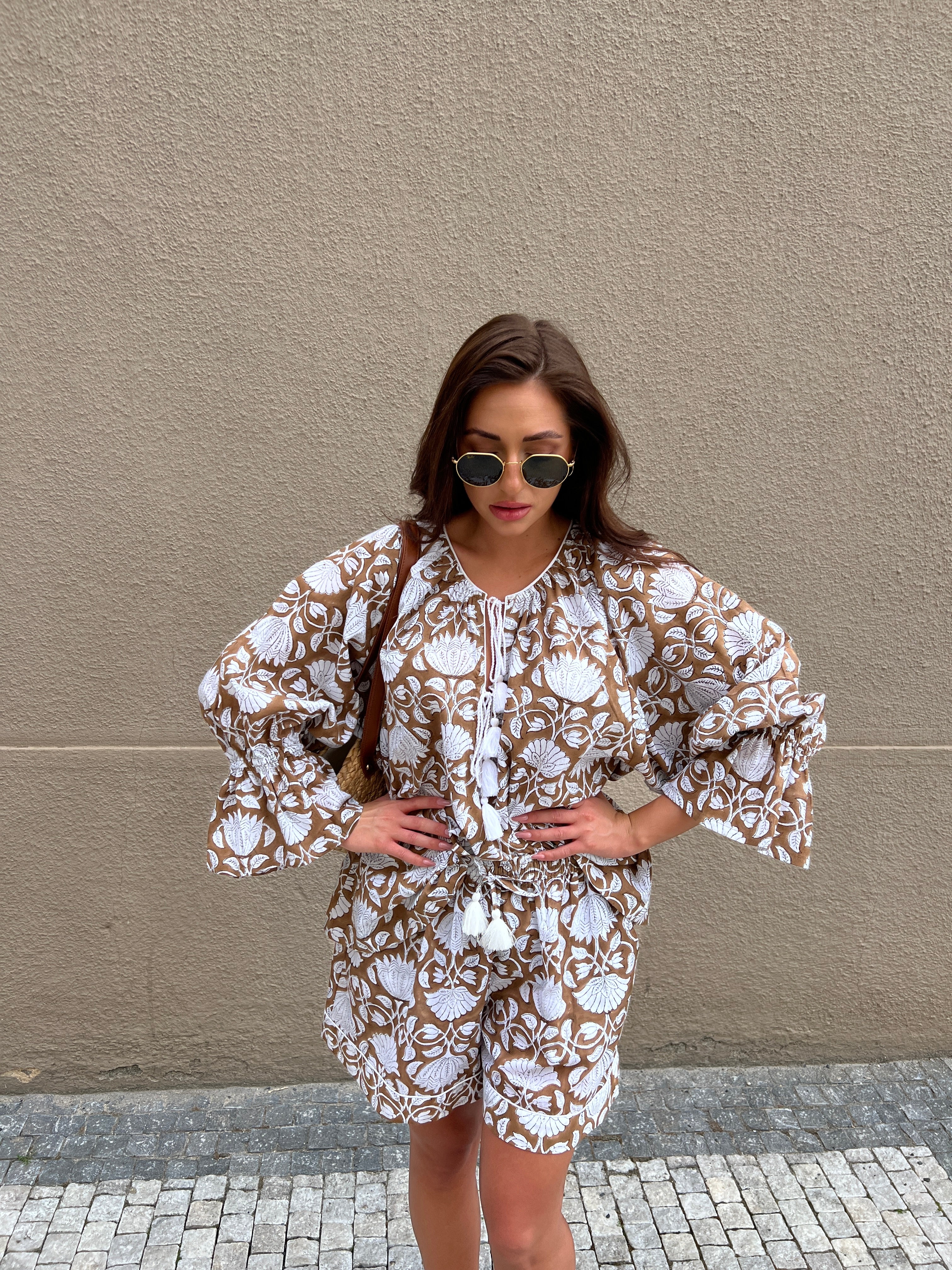 LOUNGE SET LOTUS